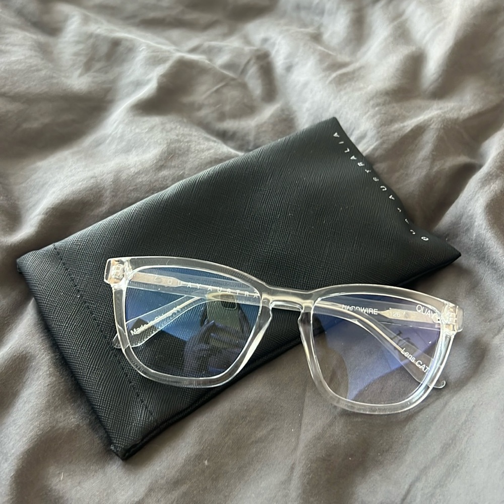QUAY Australia blue light glasses